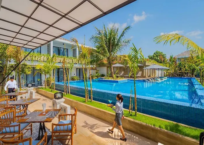 Grand Venus La 5*